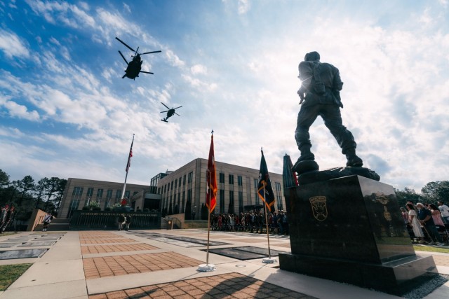 USASOC honors fallen special operations soldiers